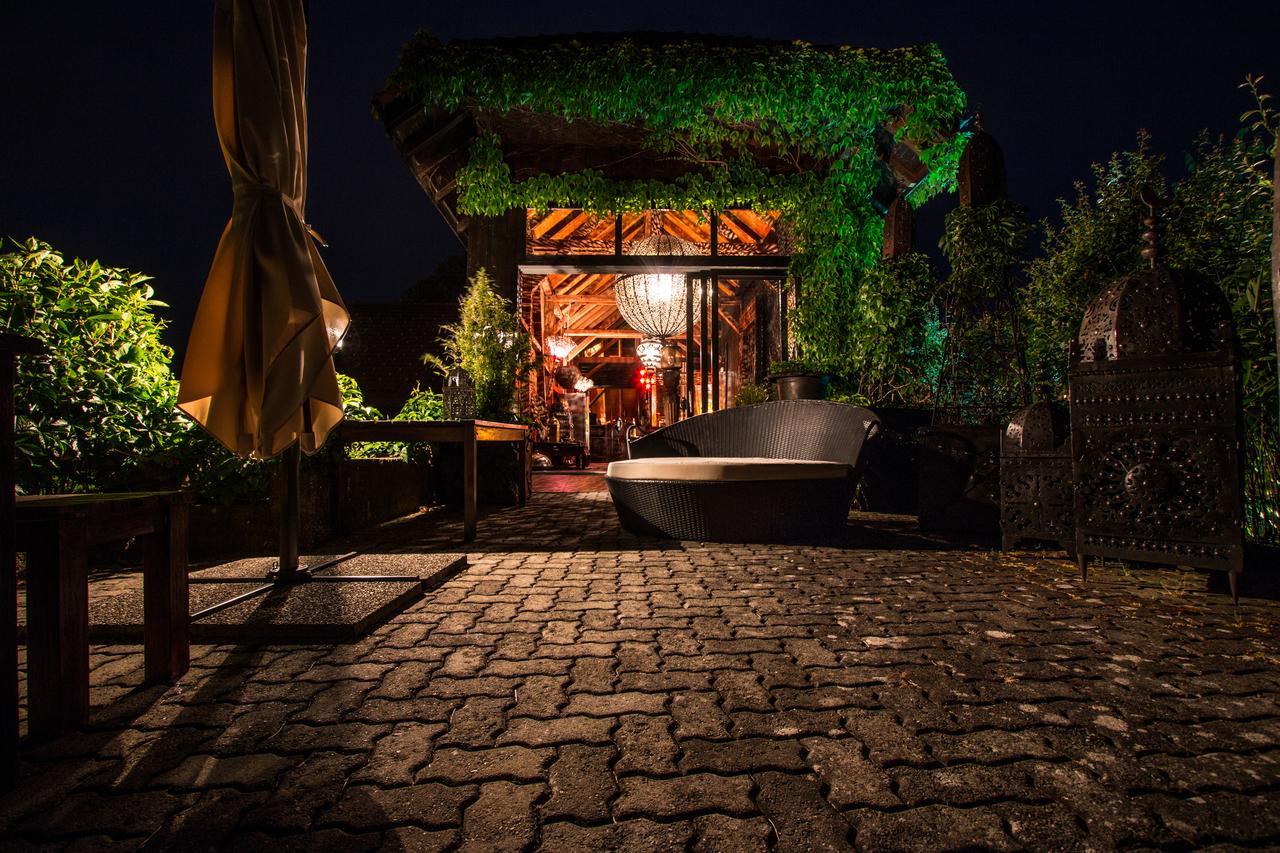 Bijou Hotel / Love And Romance Kallnach Quarto foto