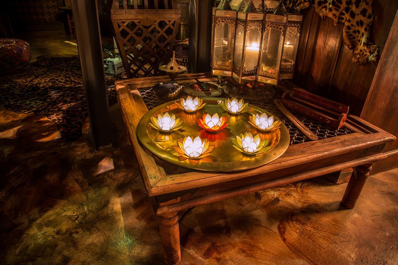 Bijou Hotel / Love And Romance Kallnach Quarto foto